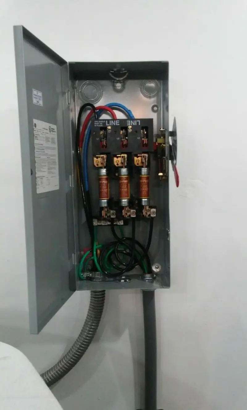 Three-phase disconnect switch installed for Electrical Wiring & Rewiring in Rockcreek